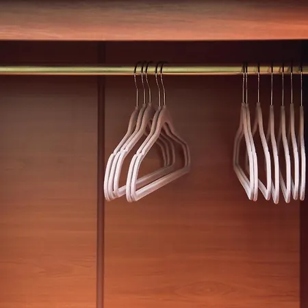 з виглядом на оперний театр *