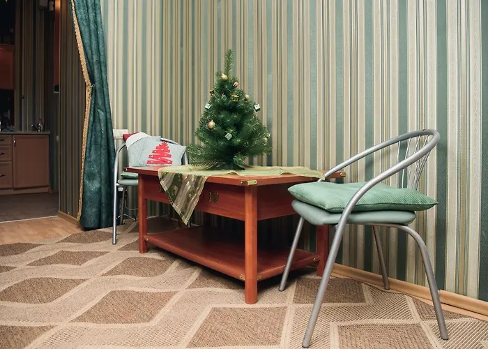 з виглядом на оперний театр